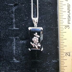 Vintage Sterling Silver/Black Polished Glass Floral Pendant & Necklace Tested+